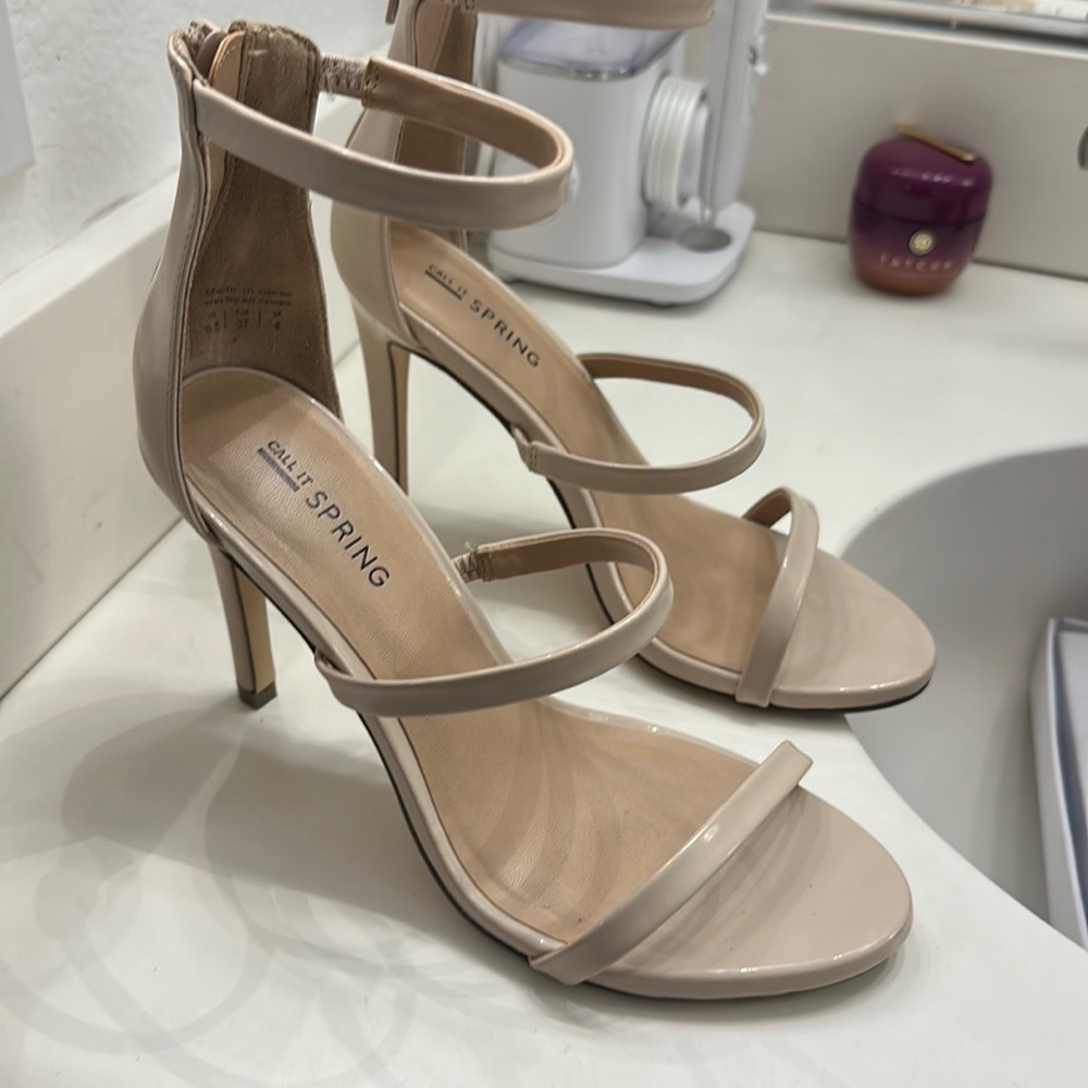 Call It spring strappy heels. Pre-loved.